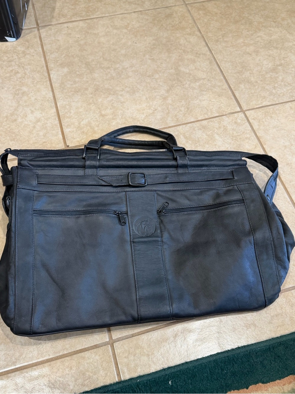 Men's Black Leather Duffel Bag with Front Zip Pockets